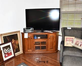 065Living Room