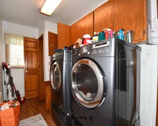723Laundry Room