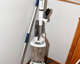 739Laundry Room