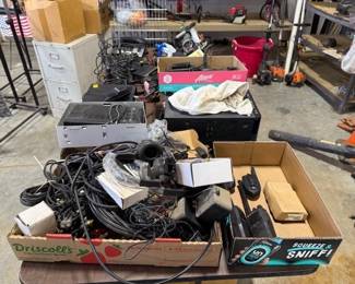 Lots of electronics. Antenea's. radios. receivers. 