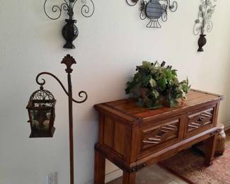 Entry table, wall decor