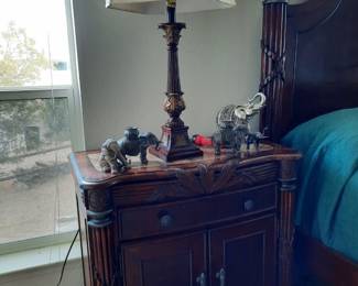 1 of 5 night stand matches bedroom set