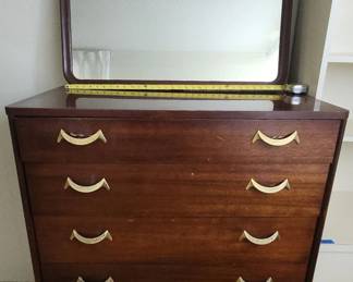 PPE008 - Vintage 5-Drawer Metal Dresser 