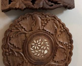 PPE046 Hand Carved Wooden Stand