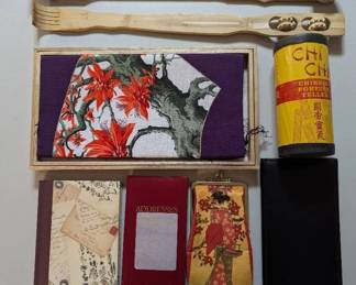 PPE037-Assorted Asian Collectibles Collection 