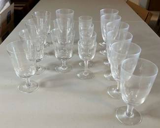 PPE181- Variety of Glass Cups