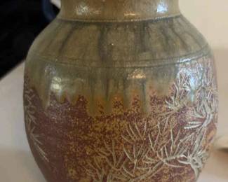 PPE057 Vintage Stone Ware Pottery 