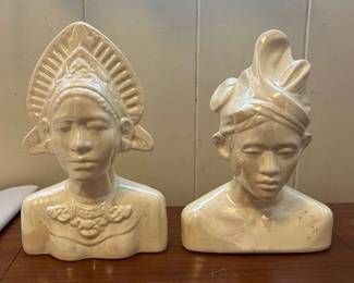 PPE277- Ceramic Sculptures of People 