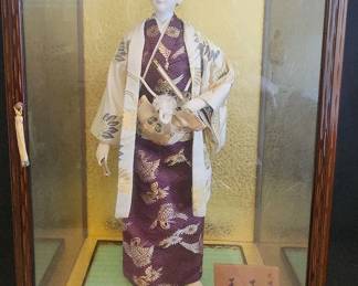PPE143 - Ryukyu Doll with Glass Case