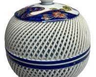 PPE133 Japanese Blue Floral Lidded Bowl