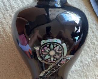 PPE067 Lacquered Enamel Brass Vase W/ Mother Of Pearl Inlay