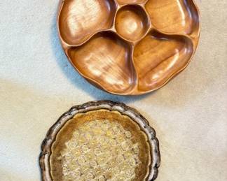 PPE147 ￼Vintage Monkey Pod Divided Serving Tray