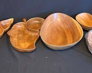 PPE333- Variety Of Vintage Monkey Pod Dishes 