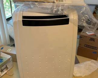 PPE332- Portable AC (Toyotomi)