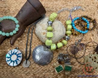 Jade Jewelry, Costume Jewelry and Cuff Links