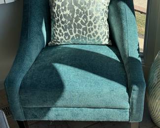 MADISON PARK Armchair