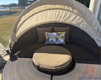 FRONTGATE Wicker Outdoor Daybed