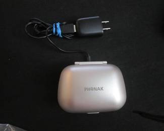 Phonak Hearing Aid with Charger