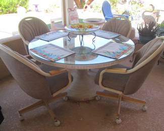 54" Pedestal Table, Glass Top/4-Chairs