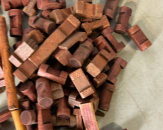 Lincoln Logs