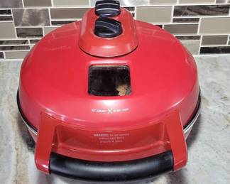 BREVILLE Crispy Crust Pizza Maker