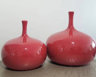 GLOBAL VIEWS Designer Tomato Vases