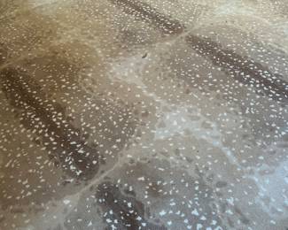 Antelope carpet