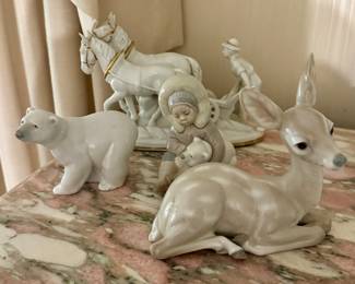 Porcelain and ceramic figurines 
