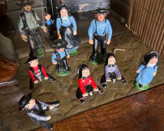 Amish figures