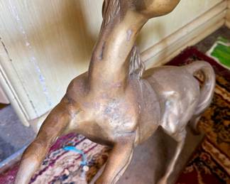 Equestrian statues