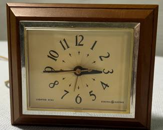 Vintage GE Dial General Electric Alarm Clock MODEL 7271k