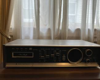 Vintage 1970s Electrophonic 8 Track Player AM/FM Stereo Receiver