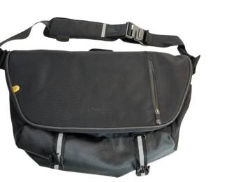 Boog Graphite Messenger Laptop Briefcase Bag
Timbuk2 XL Messenger Bag
