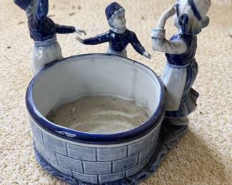 Delft Porcelain Figurines