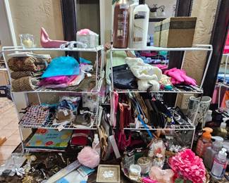 Bath accessories