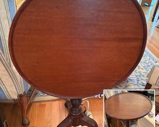 Antique flip top table