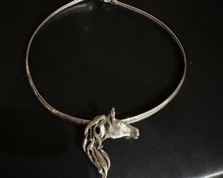 Sterling silver horse pendant, pen with omega chain