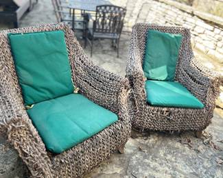 $30
Two chairs with cushions 