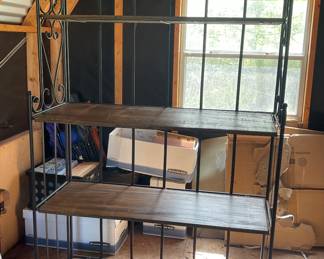 WOOD & METAL FOLD OUT SHELVING UNIT