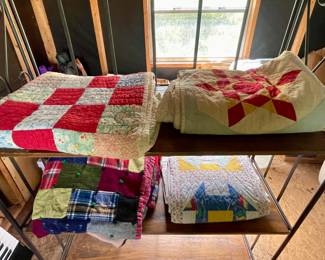 VINTAGE HANDMADE QUILTS