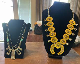 YELLOW STONE FAUX SQUASH BLOSSOM NECKLACE