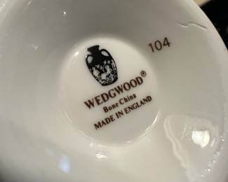 Wedgwood Blue Siam Dinnerware Set