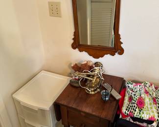 mirror  work table