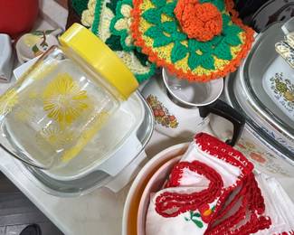 Bright Sunny Vintage Kitchen