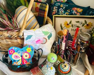Pretty sewing accoutrements