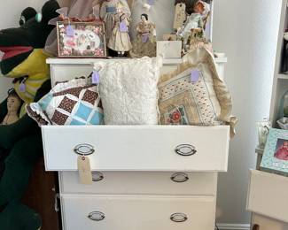 Nice white dresser! Has matching other pieces.