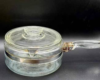 Pyrex Flameware saucepan with a lid 6213
