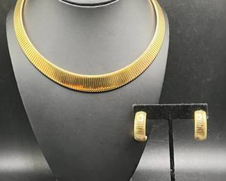 ParkLane 17” Necklace & Matching Earrings
