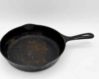 9” Cast Iron Skillet
