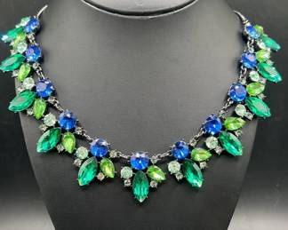 Sparkling Costume Jewelry Necklace — Glows in Ultraviolet Light!
